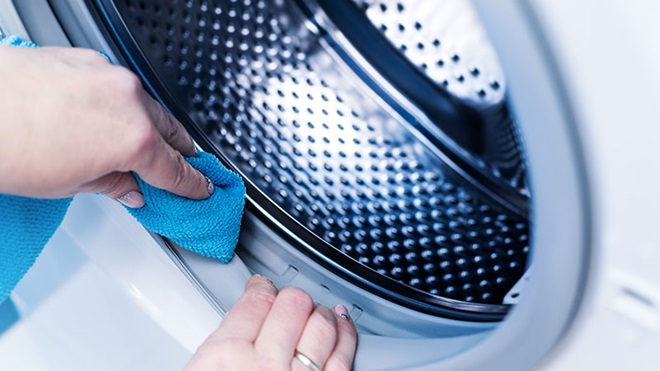 Come pulire e disinfettare la lavatrice